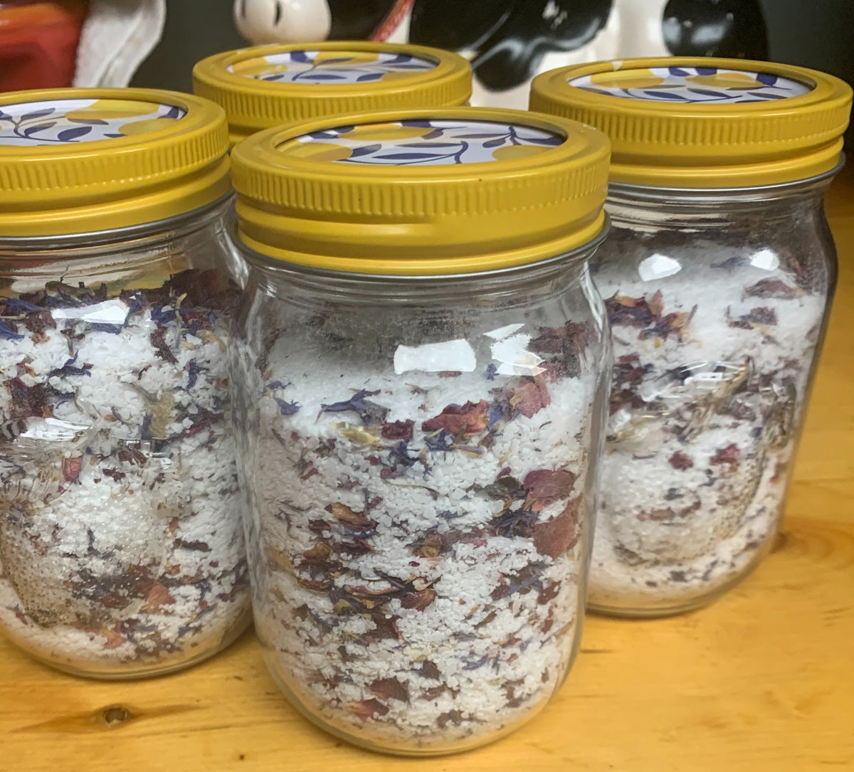 Luxury Gardenia Sea Salt Bath Salts